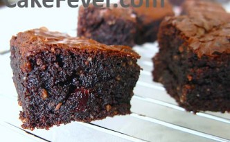 Dark Choco Cherry Brownies Goldoven