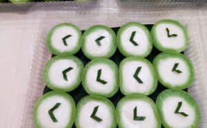 Kue Talam Pandan (sumber: @bolen_lilit_pandeglang on Instagram)
