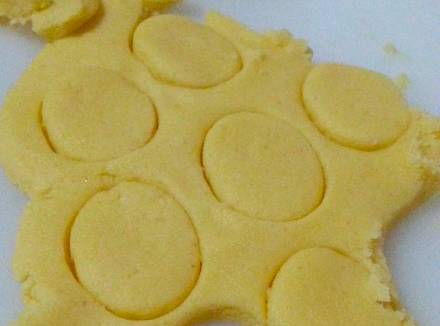 cara mudah mencetak kue nastar